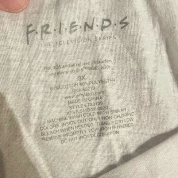 3xl Friends - Long Sleeve Top - Picture 3 of 4